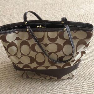 Coach Bags - Coach tote Coach Bags - Coach tote